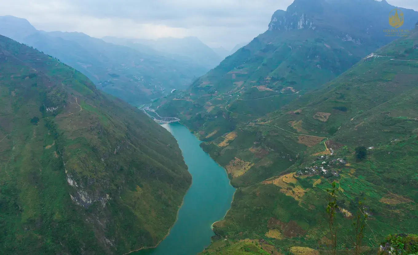 Vietnam Discover the Unexpected: 19-Day Grand Tour (South to North Epic)